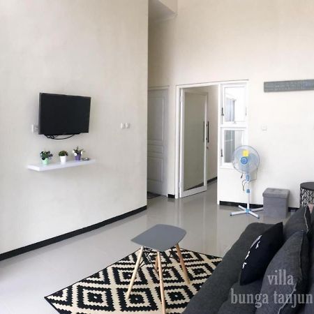 Villa Syariah Bunga Tanjung 16 Batu  Exteriér fotografie